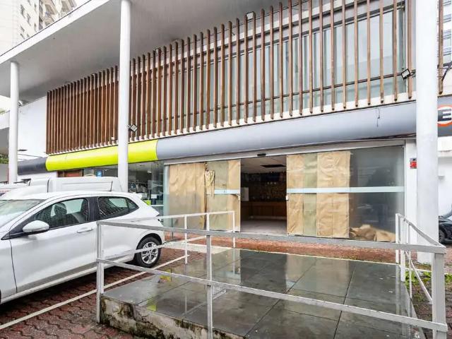 Ponto Comercial aluguel em Região Imediata de São Paulo, Região Metropolitana de São Paulo