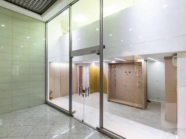Ponto Comercial aluguel em Região Imediata de São Paulo, Região Metropolitana de São Paulo
