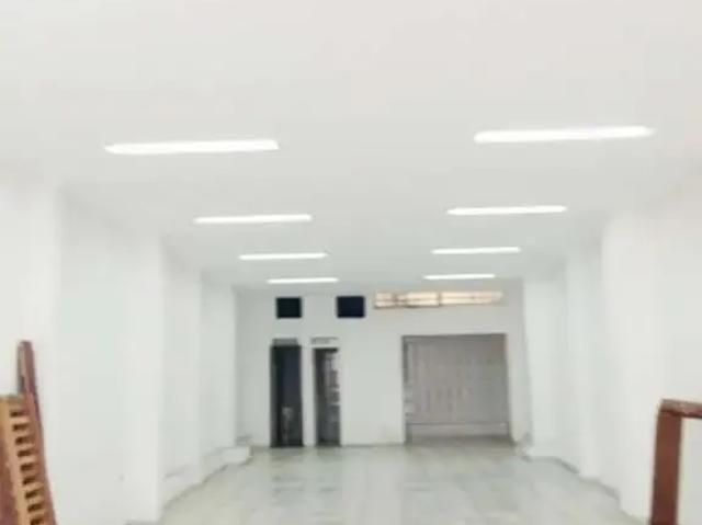 Ponto Comercial aluguel em Região Imediata de São Paulo, Região Metropolitana de São Paulo