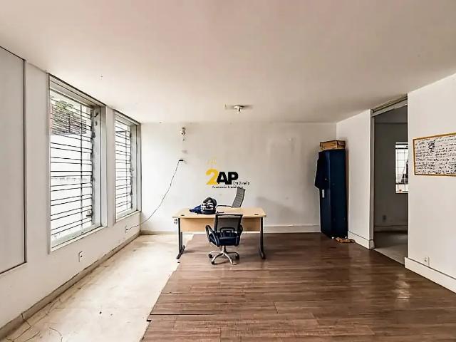 Ponto Comercial aluguel em Região Imediata de São Paulo, Região Metropolitana de São Paulo