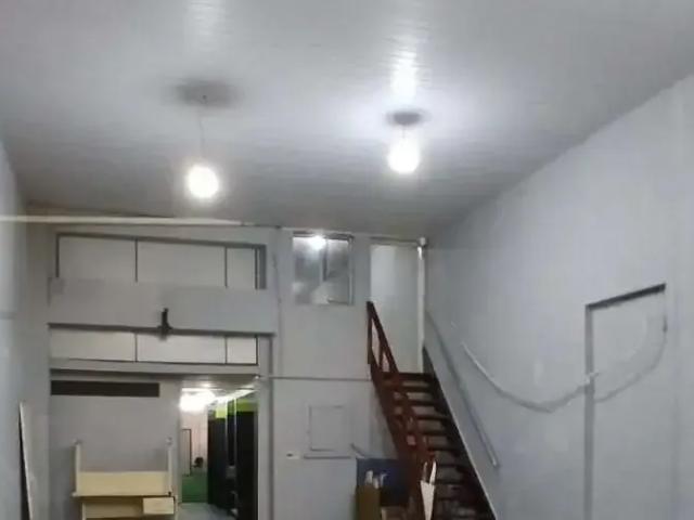 Ponto Comercial aluguel em Região Imediata de São Paulo, Região Metropolitana de São Paulo