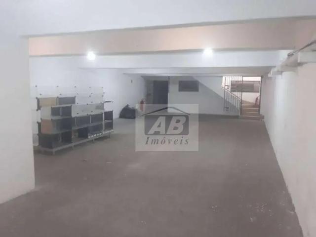 Ponto Comercial aluguel em Região Imediata de São Paulo, Região Metropolitana de São Paulo