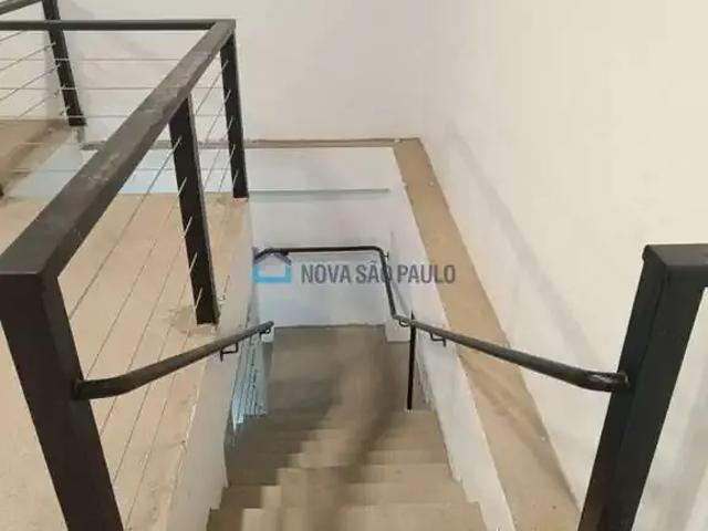 Ponto Comercial aluguel em Região Imediata de São Paulo, Região Metropolitana de São Paulo
