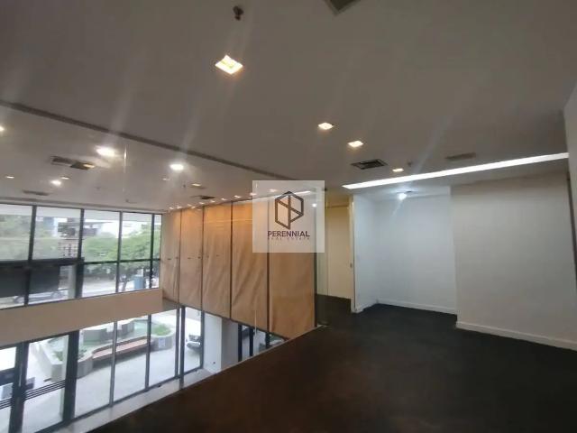 Ponto Comercial aluguel em Região Imediata de São Paulo, Região Metropolitana de São Paulo