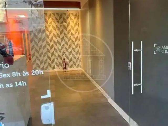 Ponto Comercial aluguel em Região Imediata de São Paulo, Região Metropolitana de São Paulo