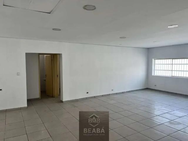 Ponto Comercial aluguel em Região Imediata de São Paulo, Região Metropolitana de São Paulo