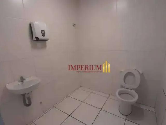 Ponto Comercial aluguel em Região Imediata de São Paulo, Região Metropolitana de São Paulo