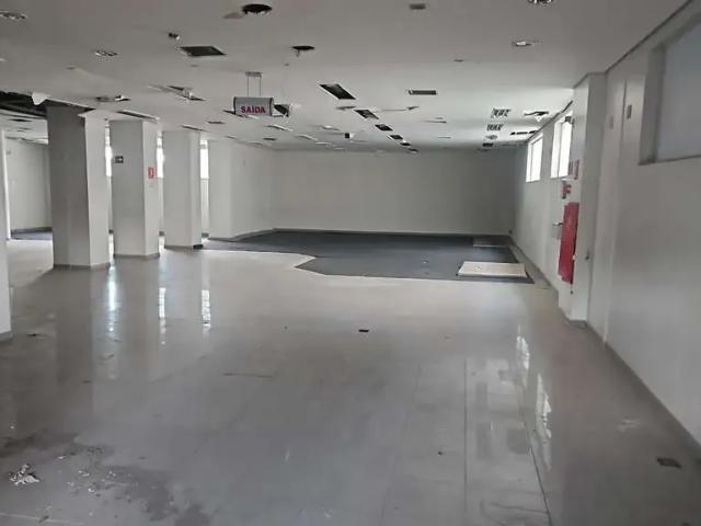 Ponto Comercial aluguel em Região Imediata de São Paulo, Região Metropolitana de São Paulo