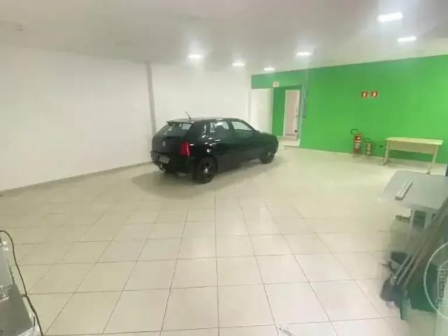 Ponto Comercial aluguel em Região Imediata de São Paulo, Região Metropolitana de São Paulo