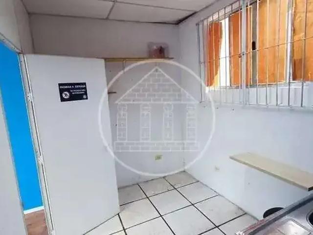 Ponto Comercial aluguel em Região Imediata de São Paulo, Região Metropolitana de São Paulo