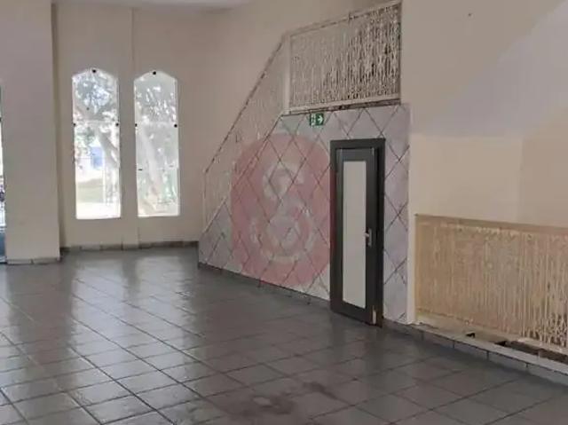 Ponto Comercial aluguel em Região Imediata de São Paulo, Região Metropolitana de São Paulo
