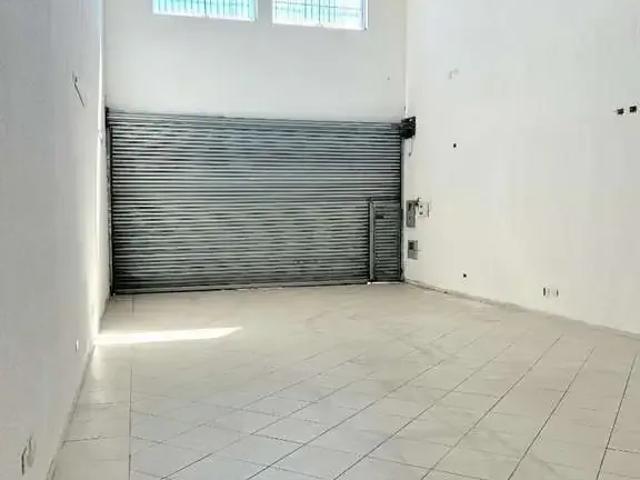 Ponto Comercial aluguel em Região Imediata de São Paulo, Região Metropolitana de São Paulo