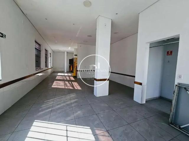 Ponto Comercial aluguel em Região Imediata de São Paulo, Região Metropolitana de São Paulo