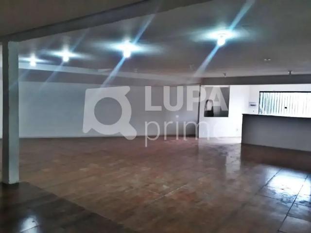 Ponto Comercial aluguel em Região Imediata de São Paulo, Região Metropolitana de São Paulo