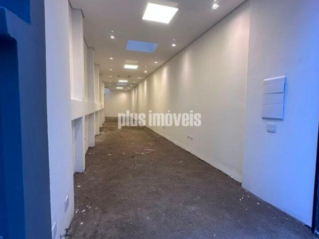 Ponto Comercial aluguel em Região Imediata de São Paulo, Região Metropolitana de São Paulo