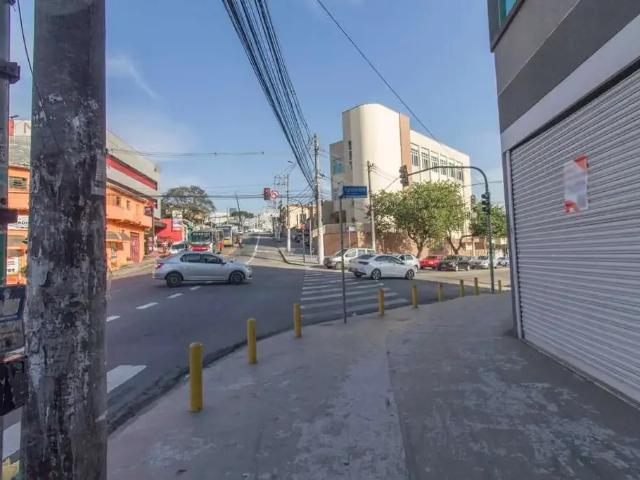 Ponto Comercial aluguel em Região Imediata de São Paulo, Região Metropolitana de São Paulo