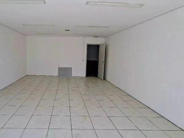 Ponto Comercial aluguel em Região Imediata de São Paulo, Região Metropolitana de São Paulo