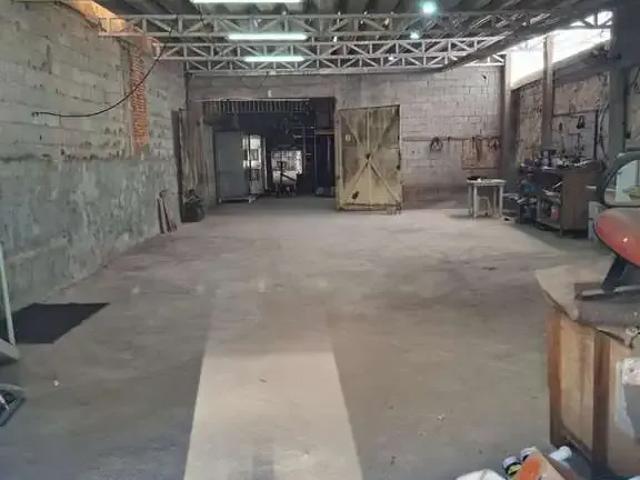 Ponto Comercial aluguel em Região Imediata de São Paulo, Região Metropolitana de São Paulo