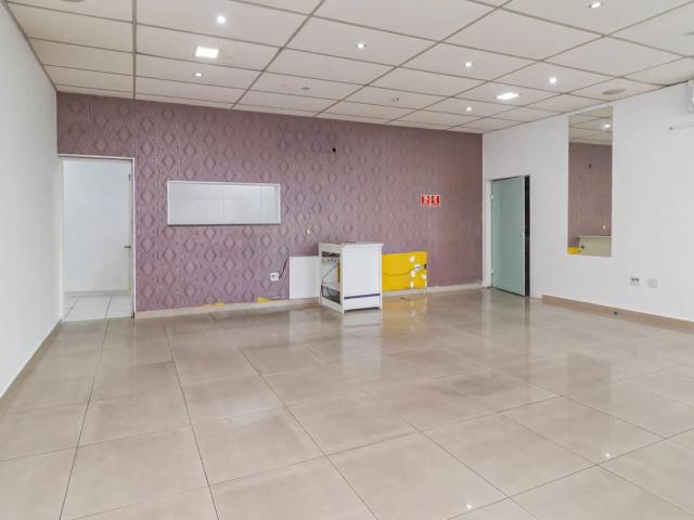 Ponto Comercial aluguel em Região Imediata de São Paulo, Região Metropolitana de São Paulo