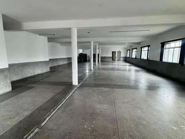 Ponto Comercial aluguel em Região Imediata de São Paulo, Região Metropolitana de São Paulo