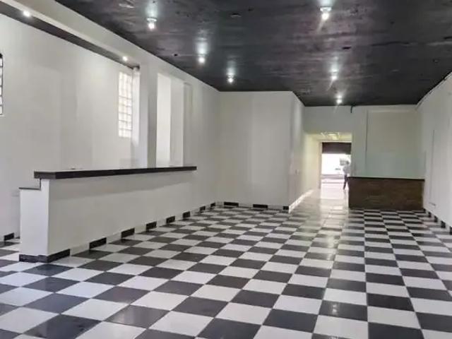 Ponto Comercial aluguel em Região Imediata de São Paulo, Região Metropolitana de São Paulo