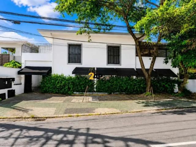 Ponto Comercial aluguel em Região Imediata de São Paulo, Região Metropolitana de São Paulo