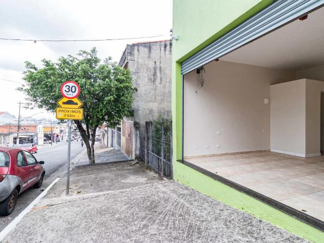 Ponto Comercial aluguel em Região Imediata de São Paulo, Região Metropolitana de São Paulo