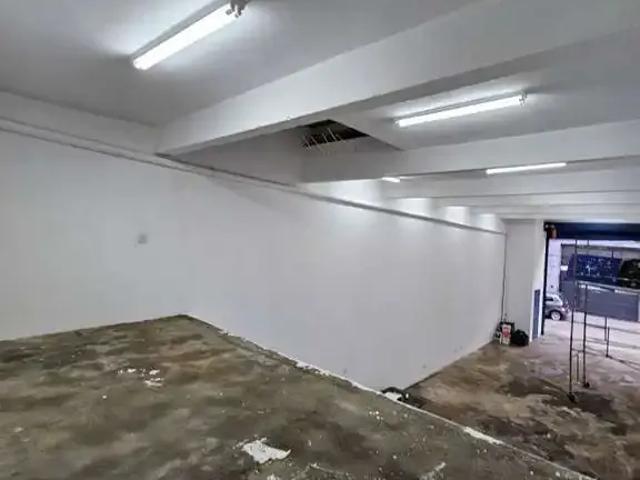 Ponto Comercial aluguel em Região Imediata de São Paulo, Região Metropolitana de São Paulo