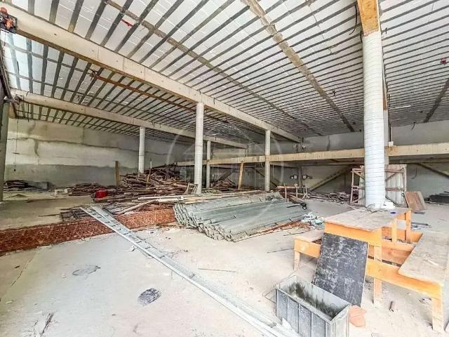 Ponto Comercial aluguel em Região Imediata de São Paulo, Região Metropolitana de São Paulo