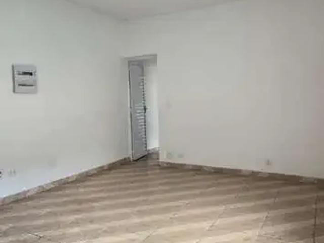 Ponto Comercial aluguel em Região Imediata de São Paulo, Região Metropolitana de São Paulo