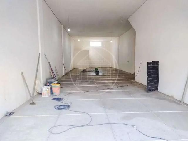 Ponto Comercial aluguel em Região Imediata de São Paulo, Região Metropolitana de São Paulo