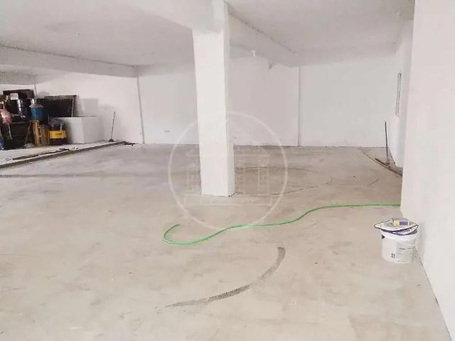 Ponto Comercial aluguel em Região Imediata de São Paulo, Região Metropolitana de São Paulo