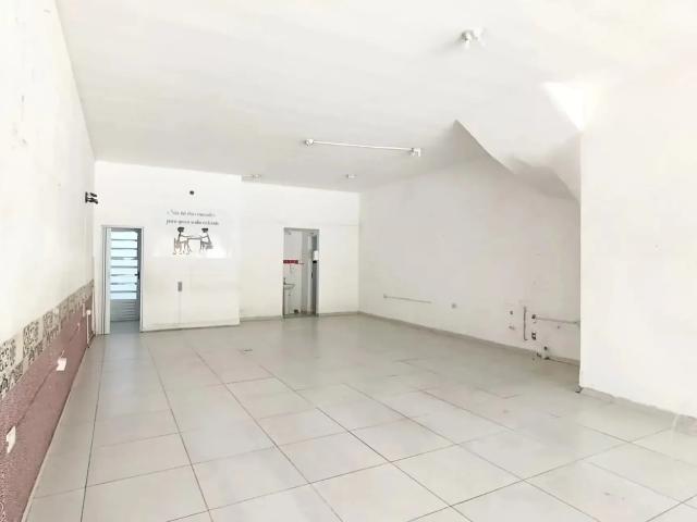 Ponto Comercial aluguel em Região Imediata de São Paulo, Região Metropolitana de São Paulo