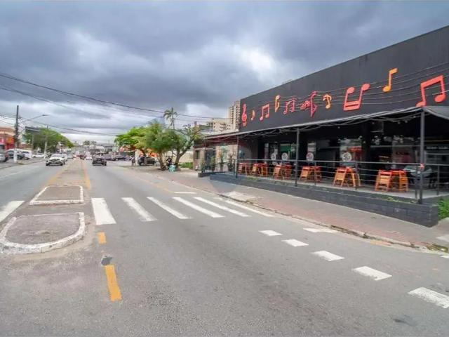 Ponto Comercial aluguel em Região Imediata de São Paulo, Região Metropolitana de São Paulo