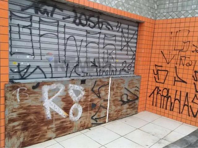 Ponto Comercial aluguel em Região Imediata de São Paulo, Região Metropolitana de São Paulo