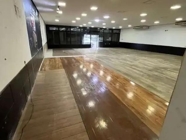 Ponto Comercial aluguel em Região Imediata de São Paulo, Região Metropolitana de São Paulo