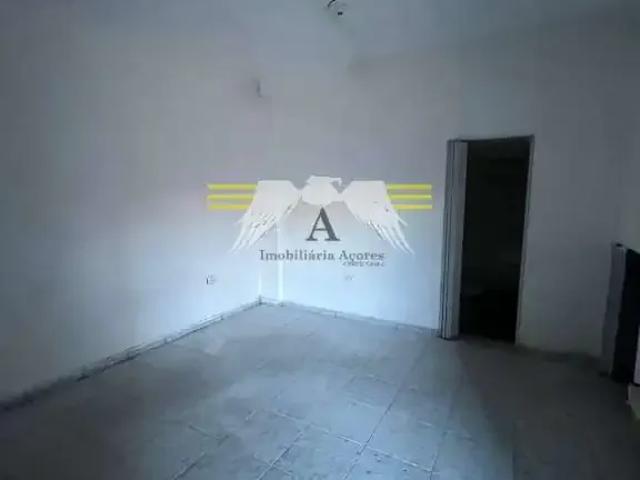 Ponto Comercial aluguel em Região Imediata de São Paulo, Região Metropolitana de São Paulo