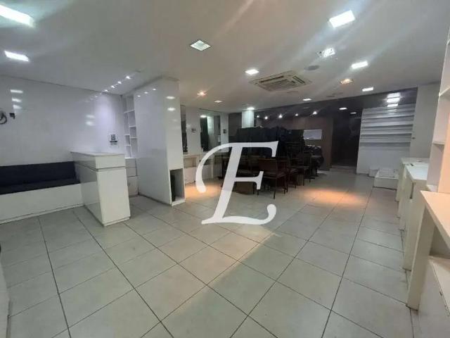 Ponto Comercial aluguel em Região Imediata de São Paulo, Região Metropolitana de São Paulo