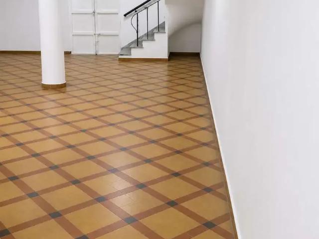 Ponto Comercial aluguel em Região Imediata de São Paulo, Região Metropolitana de São Paulo