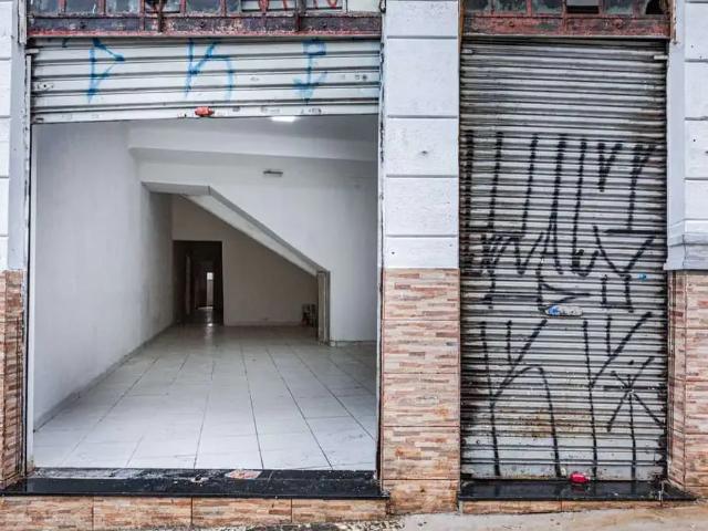 Ponto Comercial aluguel em Região Imediata de São Paulo, Região Metropolitana de São Paulo