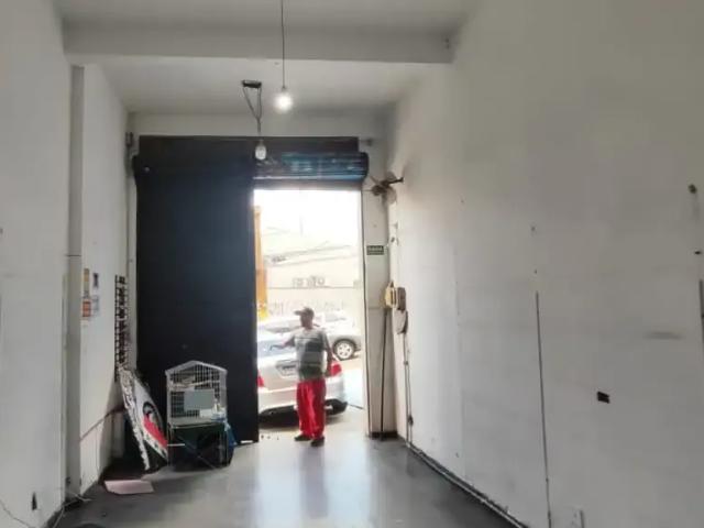 Ponto Comercial aluguel em Região Imediata de São Paulo, Região Metropolitana de São Paulo