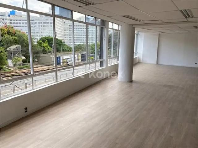 Ponto Comercial aluguel em Região Imediata de São Paulo, Região Metropolitana de São Paulo