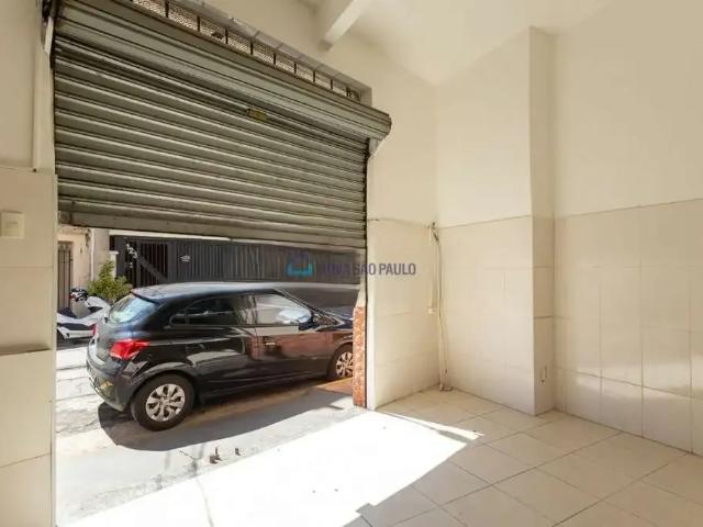 Ponto Comercial aluguel em Região Imediata de São Paulo, Região Metropolitana de São Paulo