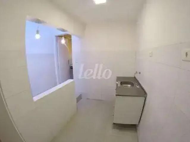 Ponto Comercial aluguel em Região Imediata de São Paulo, Região Metropolitana de São Paulo