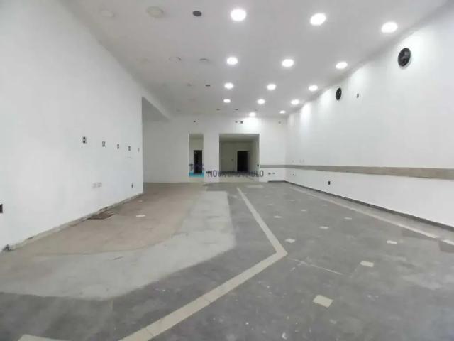Ponto Comercial aluguel em Região Imediata de São Paulo, Região Metropolitana de São Paulo