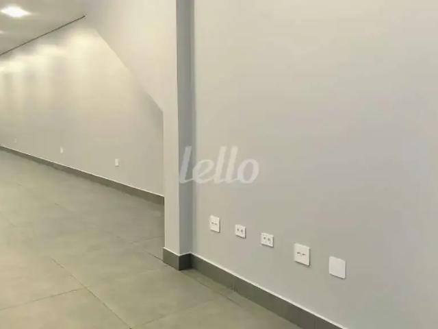 Ponto Comercial aluguel em Região Imediata de São Paulo, Região Metropolitana de São Paulo