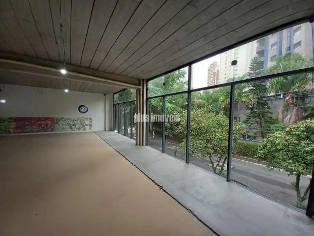Ponto Comercial aluguel em Região Imediata de São Paulo, Região Metropolitana de São Paulo