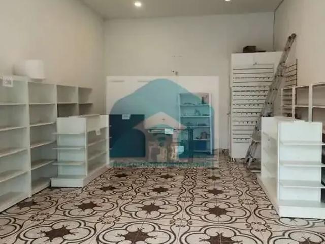 Ponto Comercial aluguel em Região Imediata de São Paulo, Região Metropolitana de São Paulo