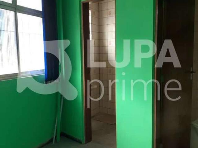 Ponto Comercial aluguel em Região Imediata de São Paulo, Região Metropolitana de São Paulo