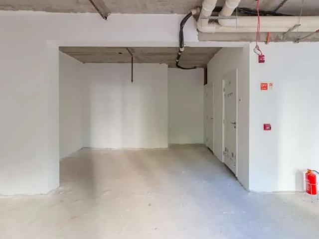 Ponto Comercial aluguel em Região Imediata de São Paulo, Região Metropolitana de São Paulo